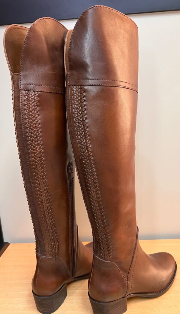 Bucaneras Vince Camuto 37 - Imagen 4