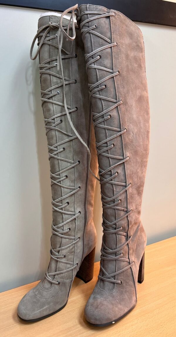 Botas Vince Camuto 37M Gris Taco Alto 1