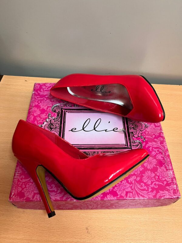 Zapatos Ellie Stiletto Talle 7 (38) Taco de 4" Rojos