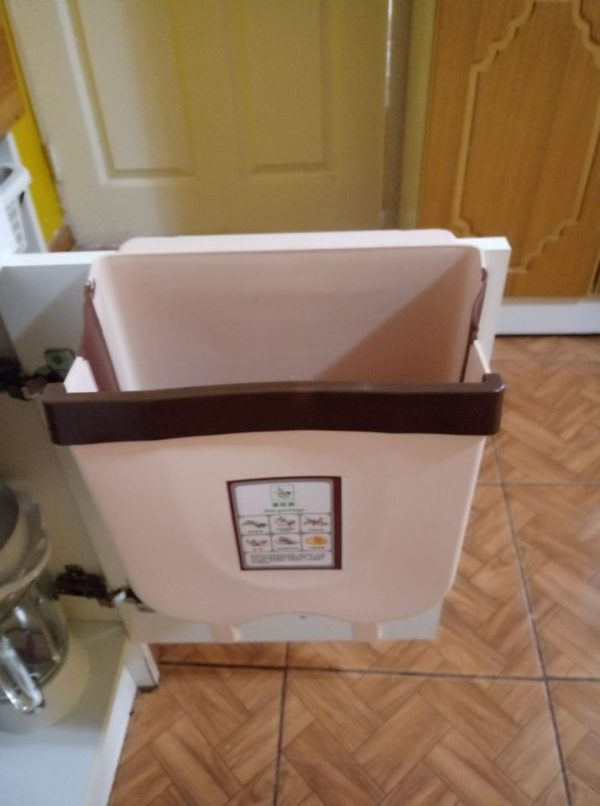 Basurero Plegable Beige o Blanco para la cocina. - Image 2