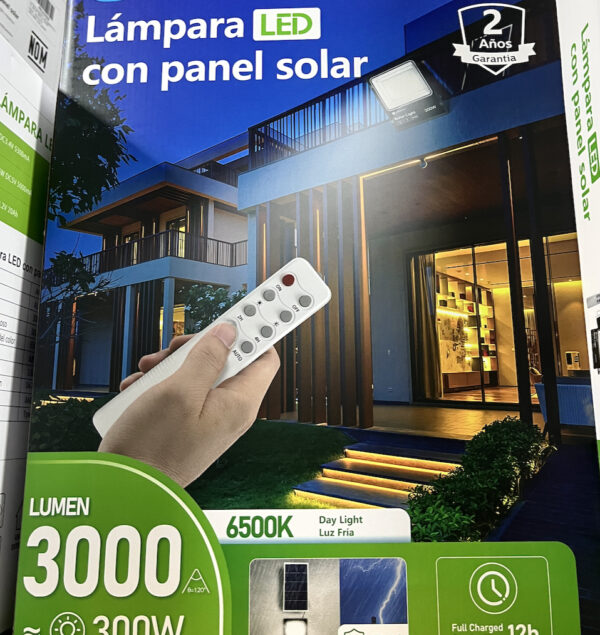 Lámpara Reflector Led con Panel Solar 3000 lm - Image 3