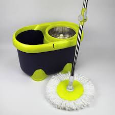 Balde Canasta de Acero, y mopa giratoria con repuesto